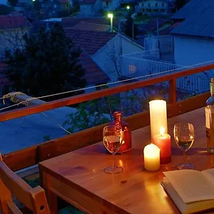 Apartament Mira, Gornji Karin